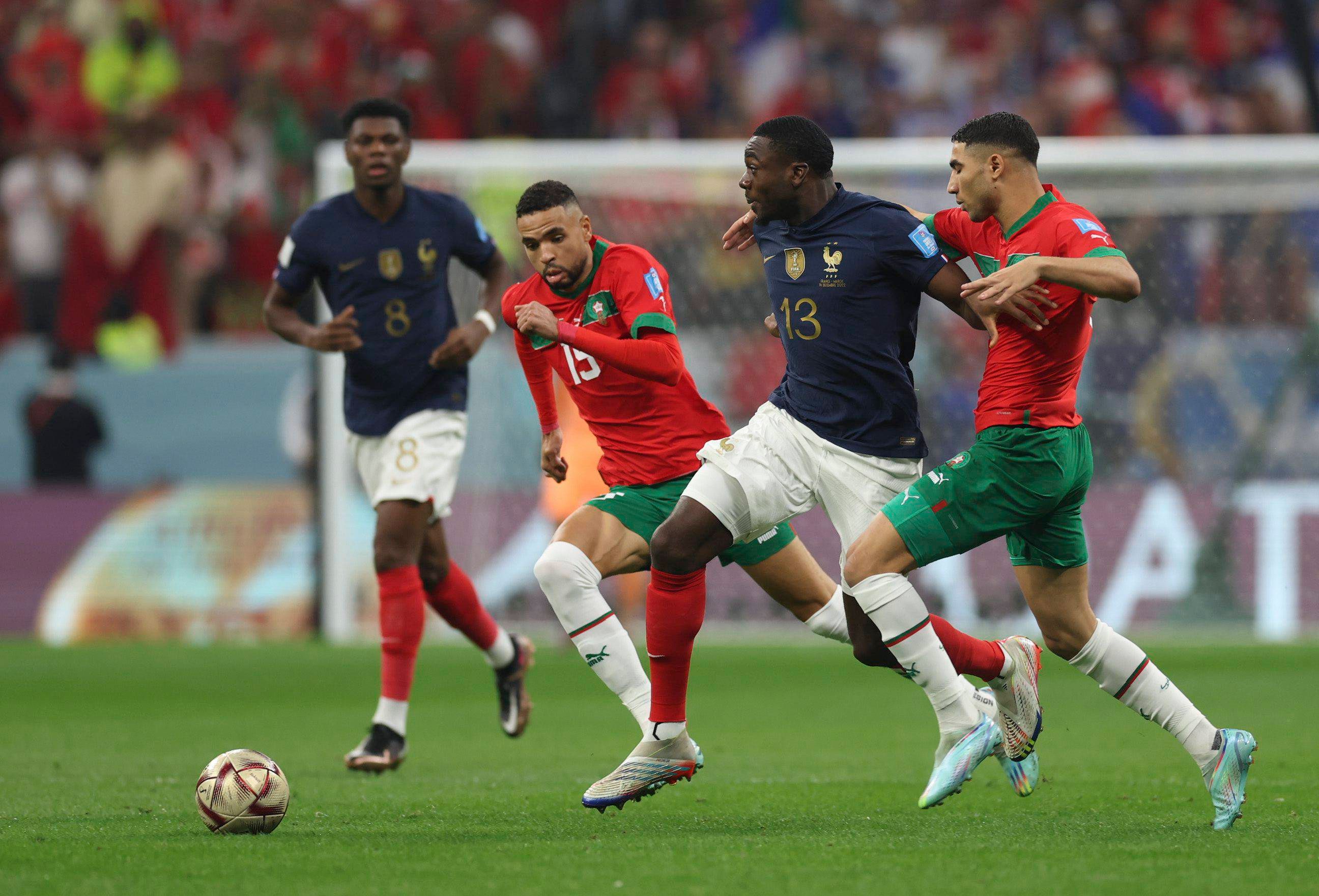 En-Nesyri, en el Francia-Marruecos.