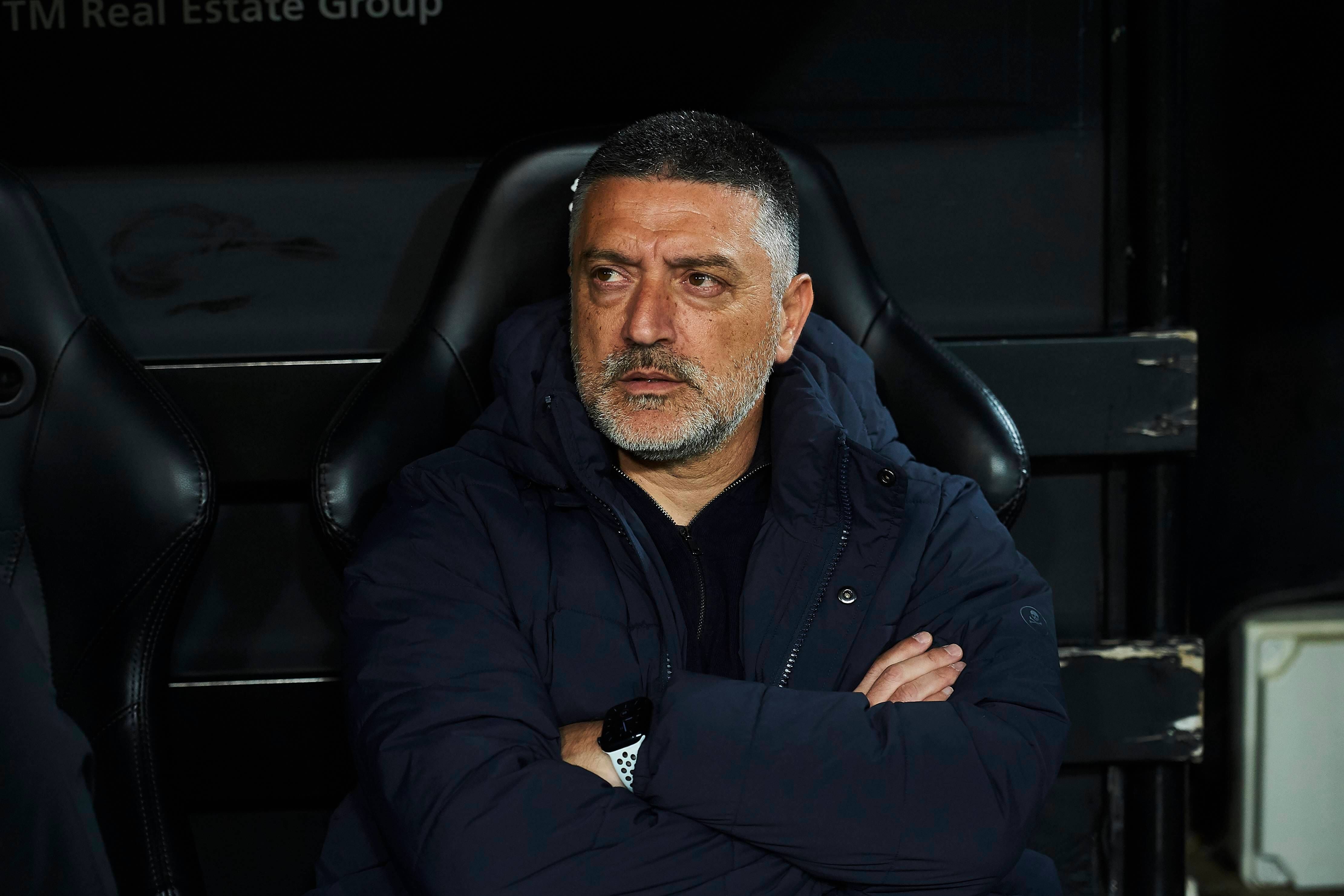  García Pimienta, ante el Valencia.