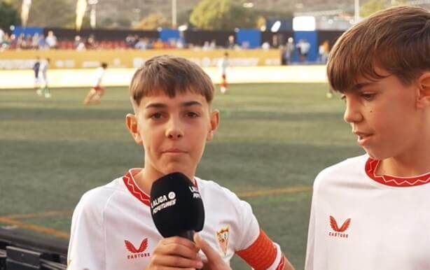  Los canteranos le dejan un mensaje a Jesús Navas.