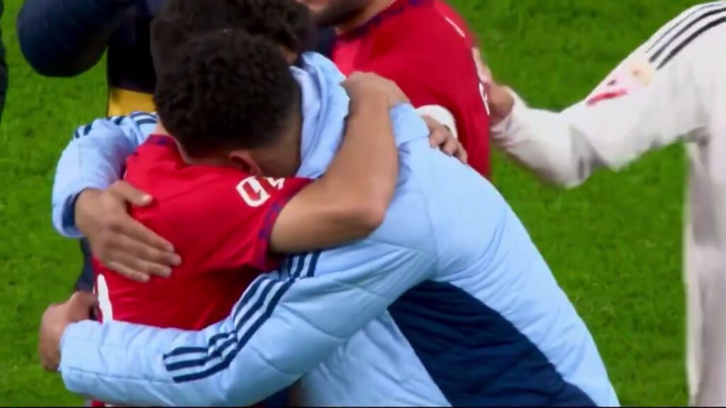  Bellingham y el abrazo con Jesús Navas (Real Madrid TV)