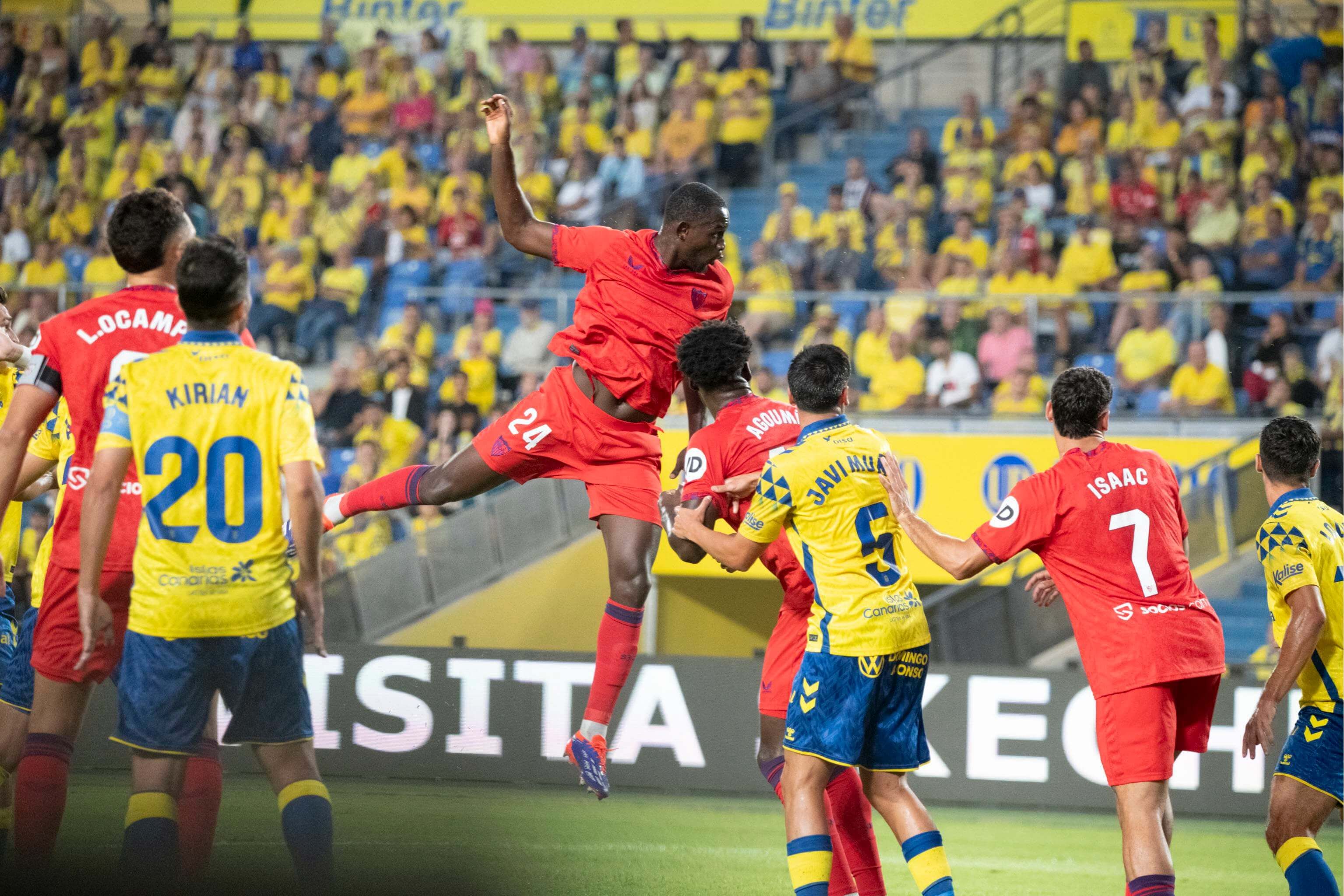  Nianzou, ante Las Palmas.