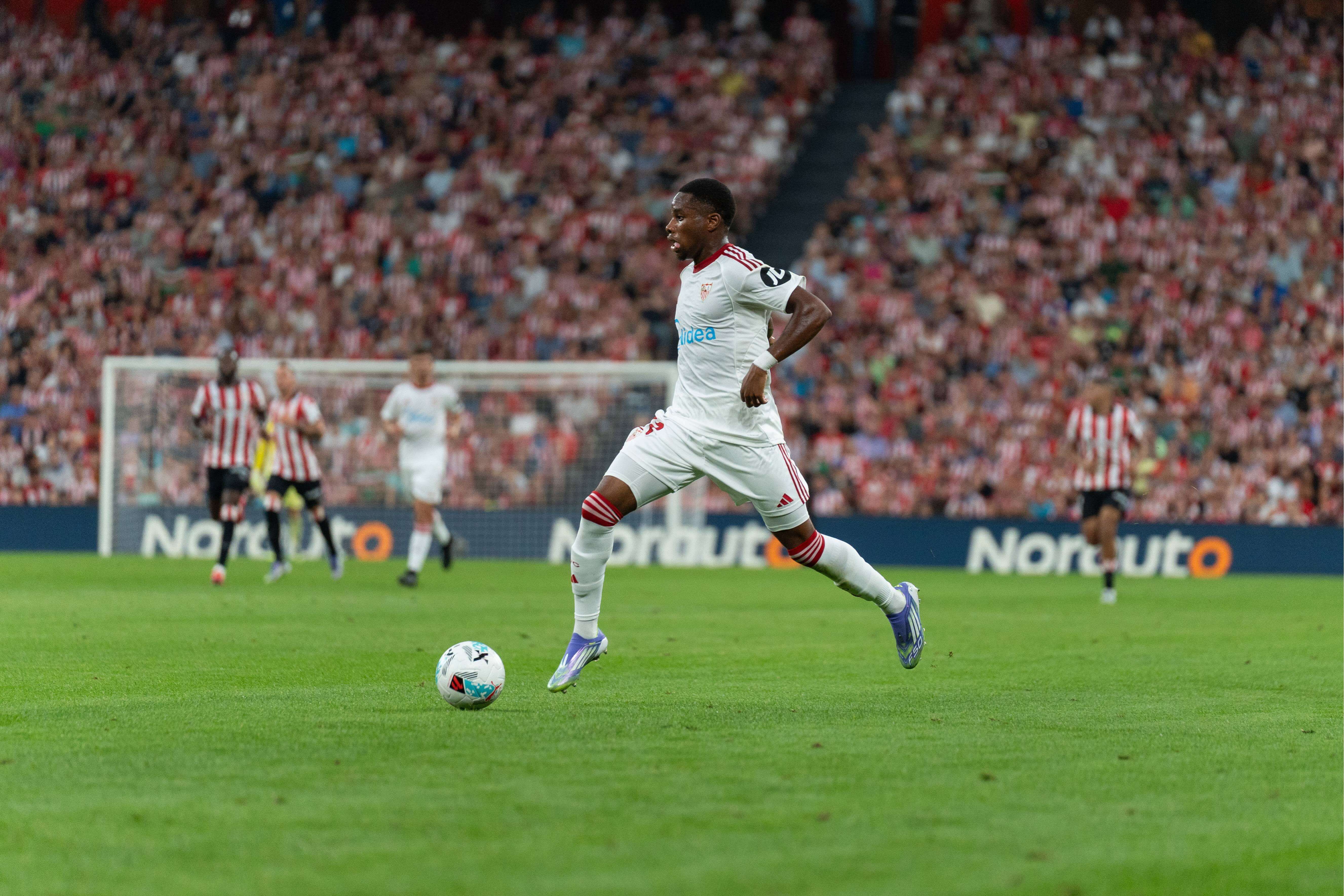  Idumbo, ante el Athletic