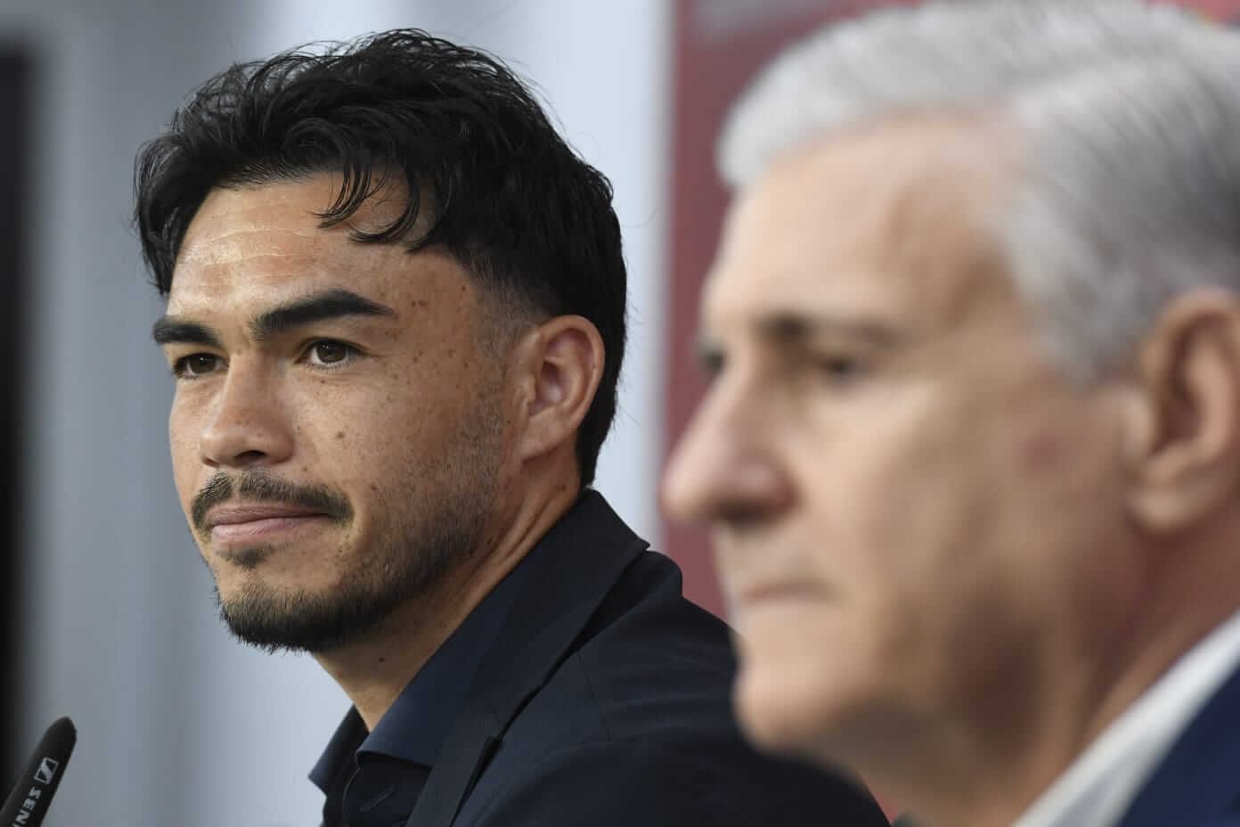  Gabriel Suazo, en su presentación como jugador del Sevilla.