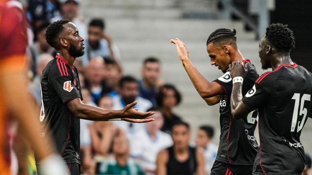 Celebración del tanto de Sow ante el Marsella.