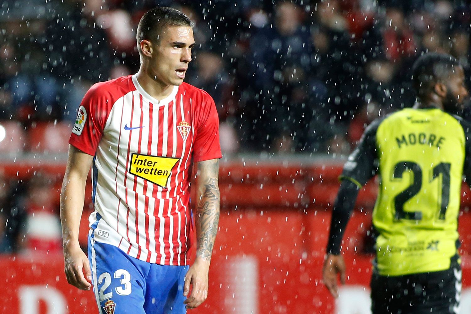 El Sporting de Gijón cae derrotado en casa ante el Tenerife.