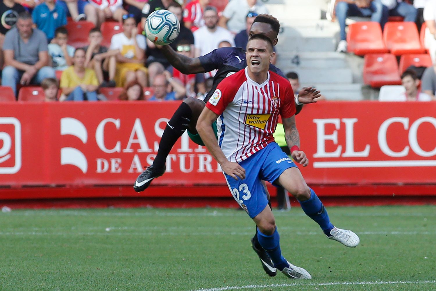  Uros Djurdjevic, durante el partido.
