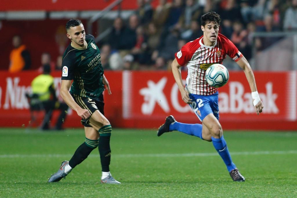  Pablo Pérez durante el partido contra la Ponferradina.