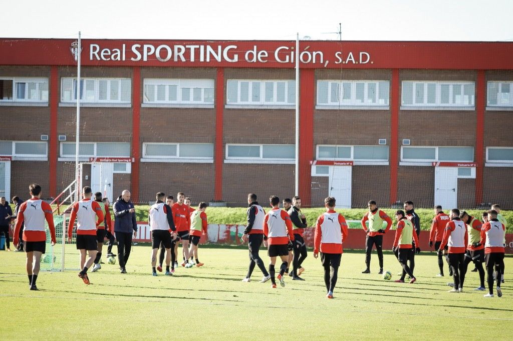  Entrenamiento del Sporting en Mareo.