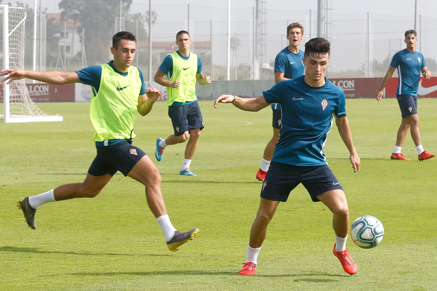  Pedro Díaz y Manu García, durante un entrenamiento en Mareo.