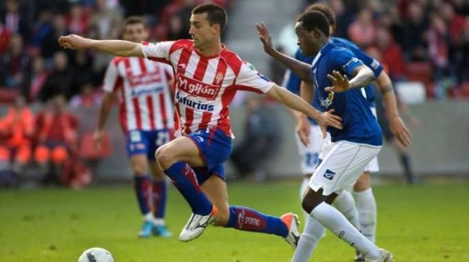  Kike Mateo, durante su etapa en el Sporting.