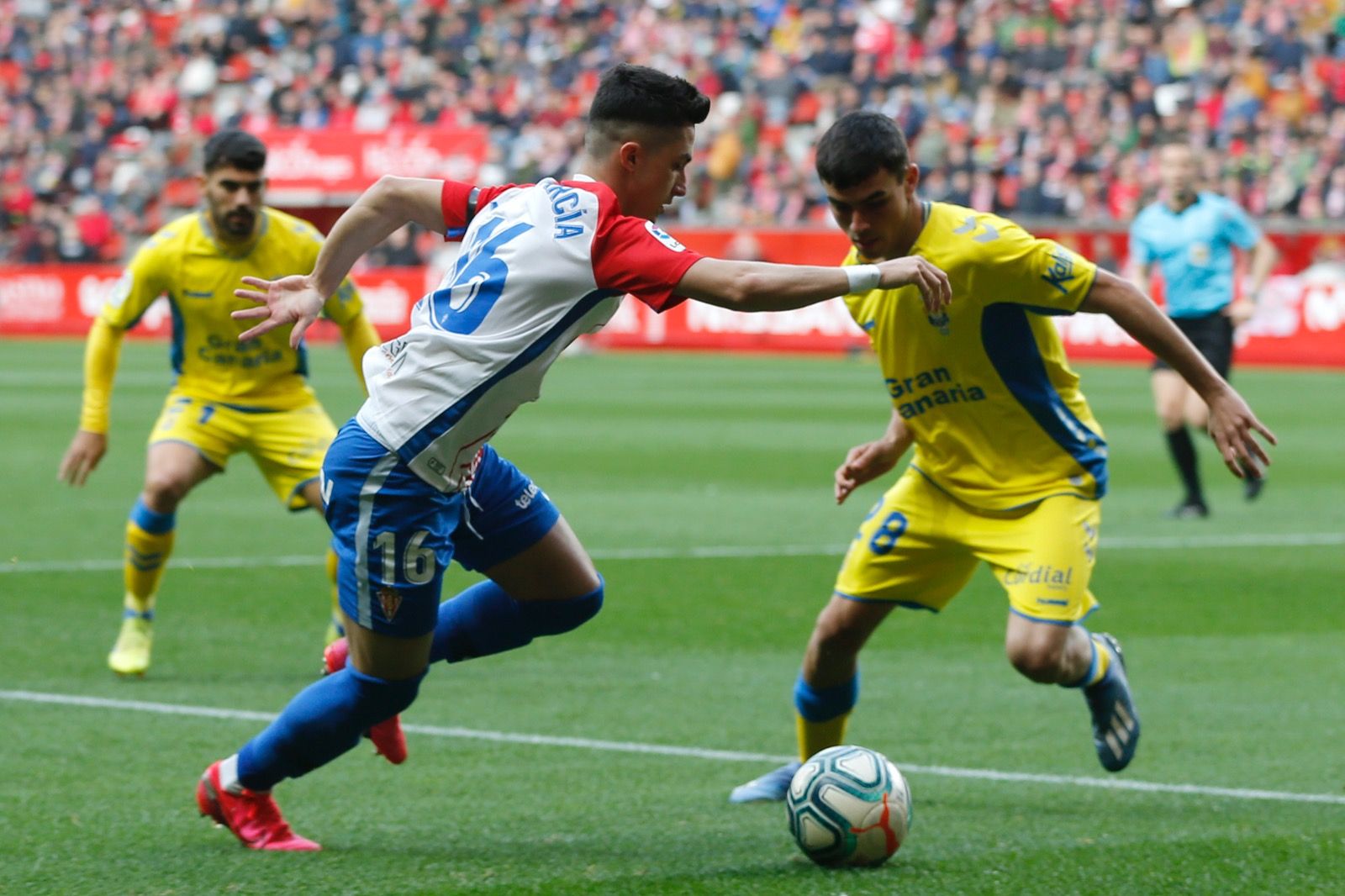  Manu García, durante el Sporting-Las Palmas.