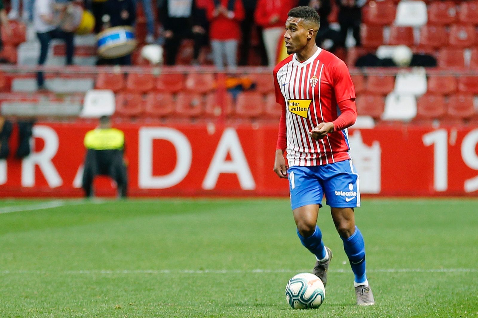  Murilo, en su debut con el Sporting ante el Mirandés.