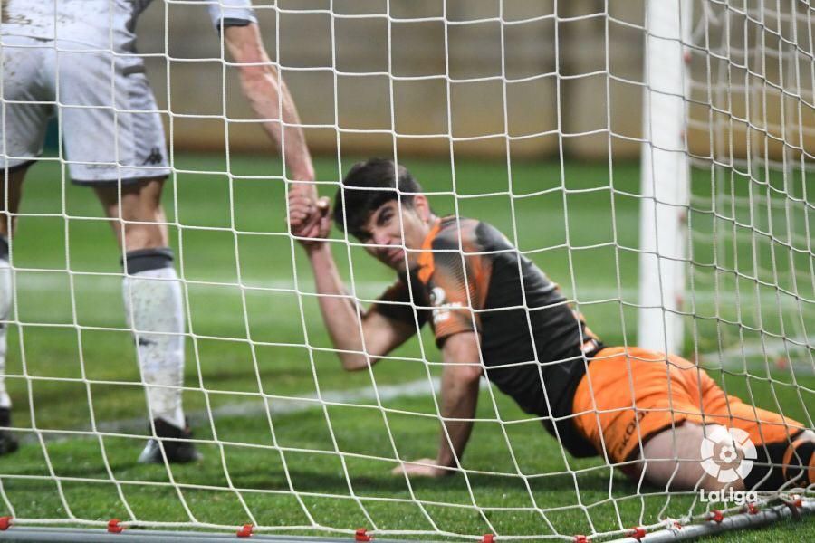  Carlos Soler, durante el Cultural-Valencia.