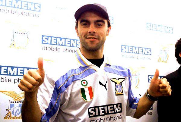  Claudio López a su llegada a Roma tras ser una de las ventas que más dolió a Mestalla.