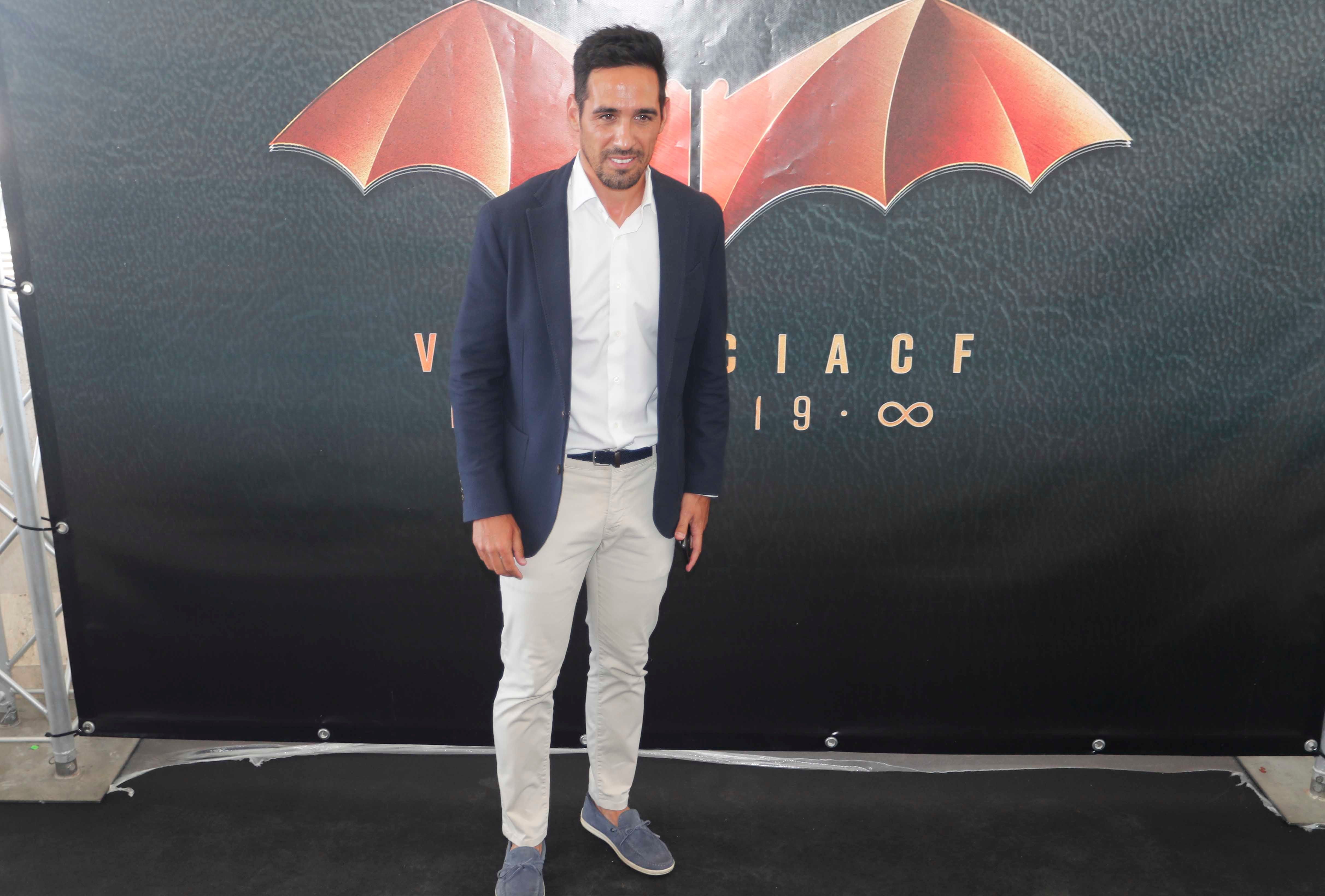 Vicente, uno de los jugadores que dejó huella en Mestalla, en el acto del Centenario.