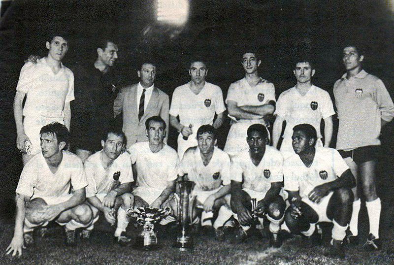  El Valencia CF se proclama campeón de la Copa de Ferias.