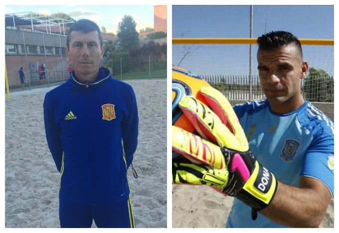 A la izquierda el técnico, Ángel López, a la derecha el meta internacional Dona. 