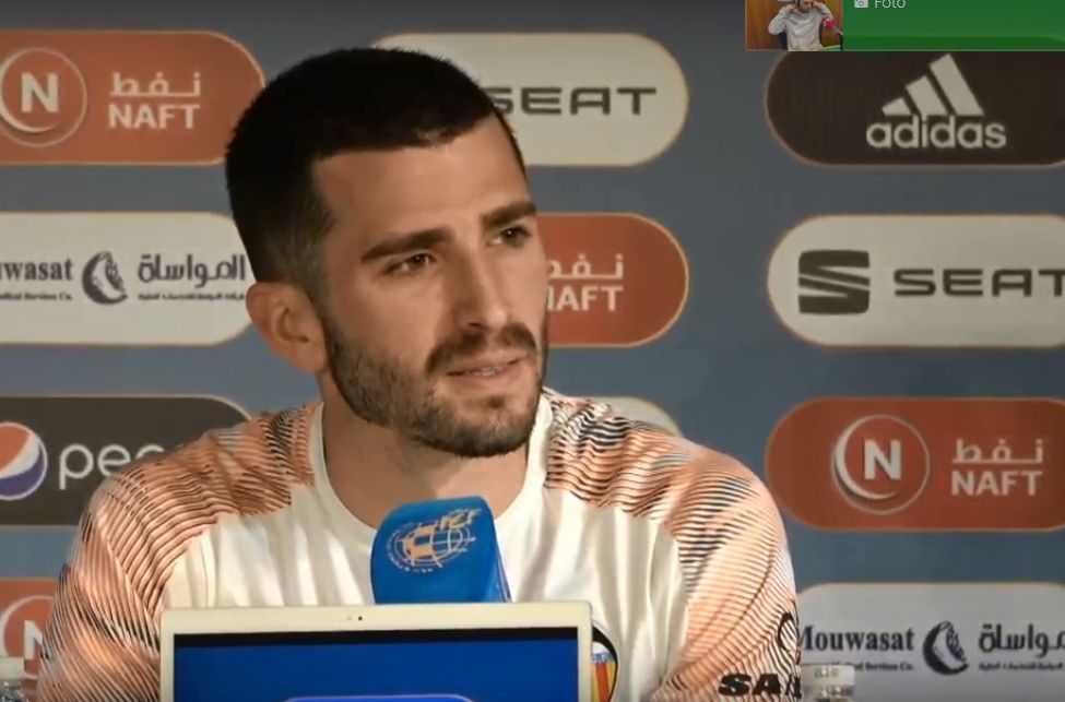  José Luis Gayà en la rueda de prensa de Yeda.