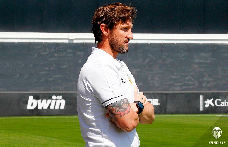 Mista, entrenador del Juvenil del Valencia en la UEFA Youth League