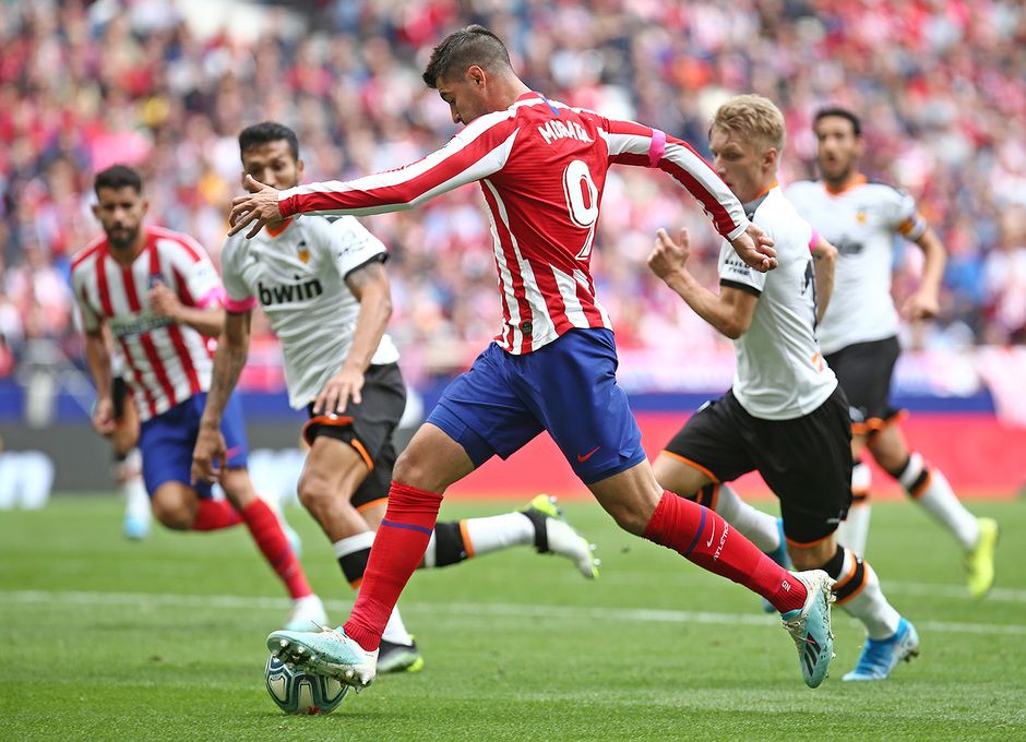  Morata, ante el Valencia.