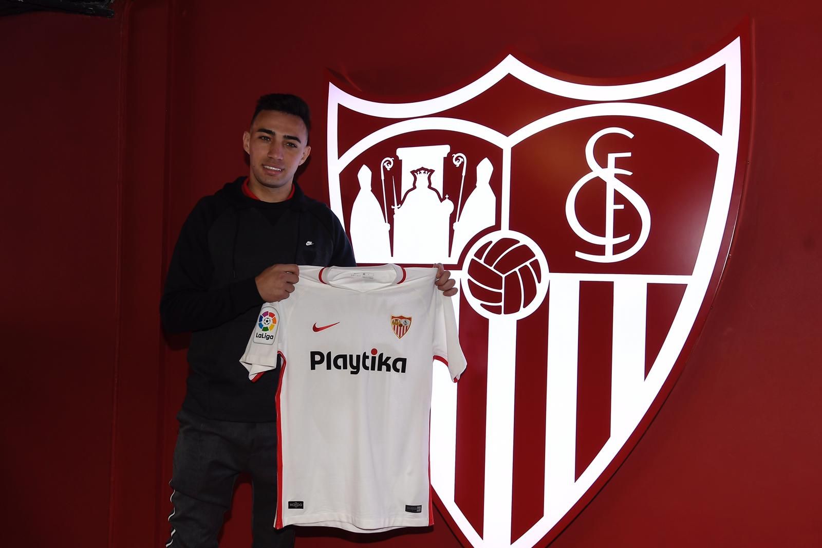  Munir, en el estadio Ramón Sánchez-Pizjuán.