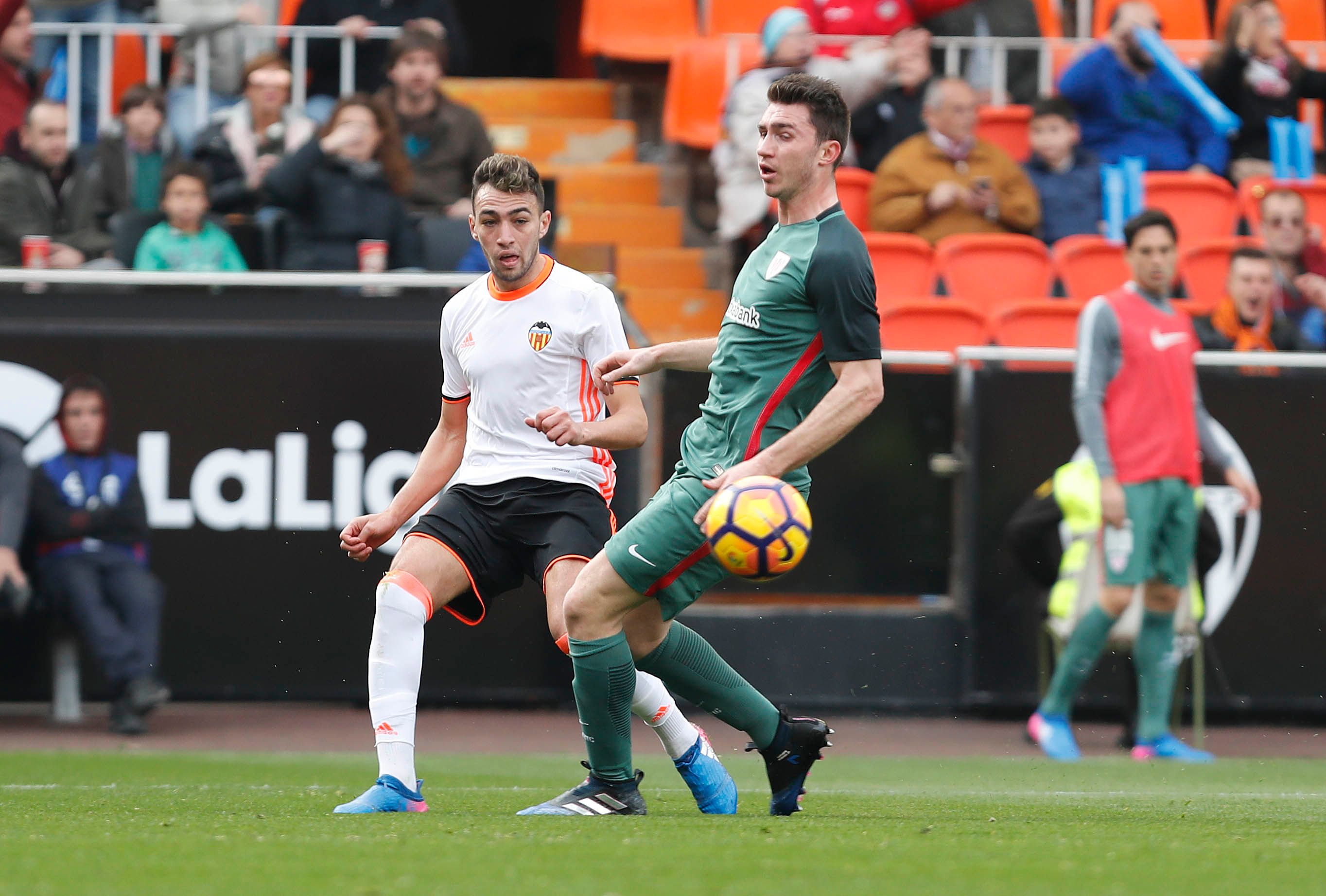 El Valencia jugó los mejores minutos de la temporada en la primera parte ante el Athletic.