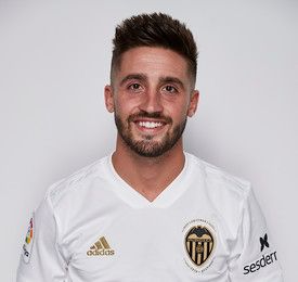  Nacho Gil, en la foto oficial del Valencia CF.