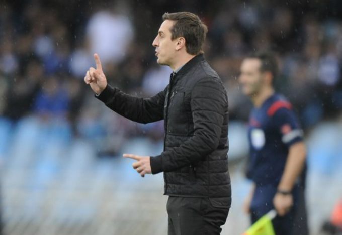 Gary Neville no supera los números de Nuno.
