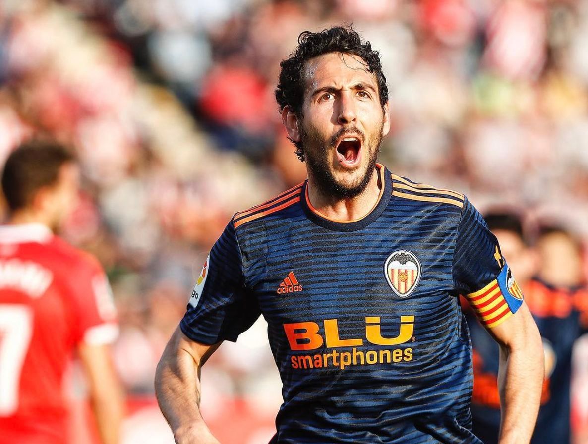  Parejo celebra el 1-2 en Montilivi.