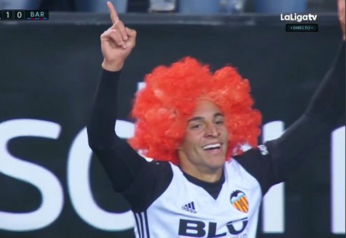  Rodrigo con la peluca en homenaje a Jaime Ortí.