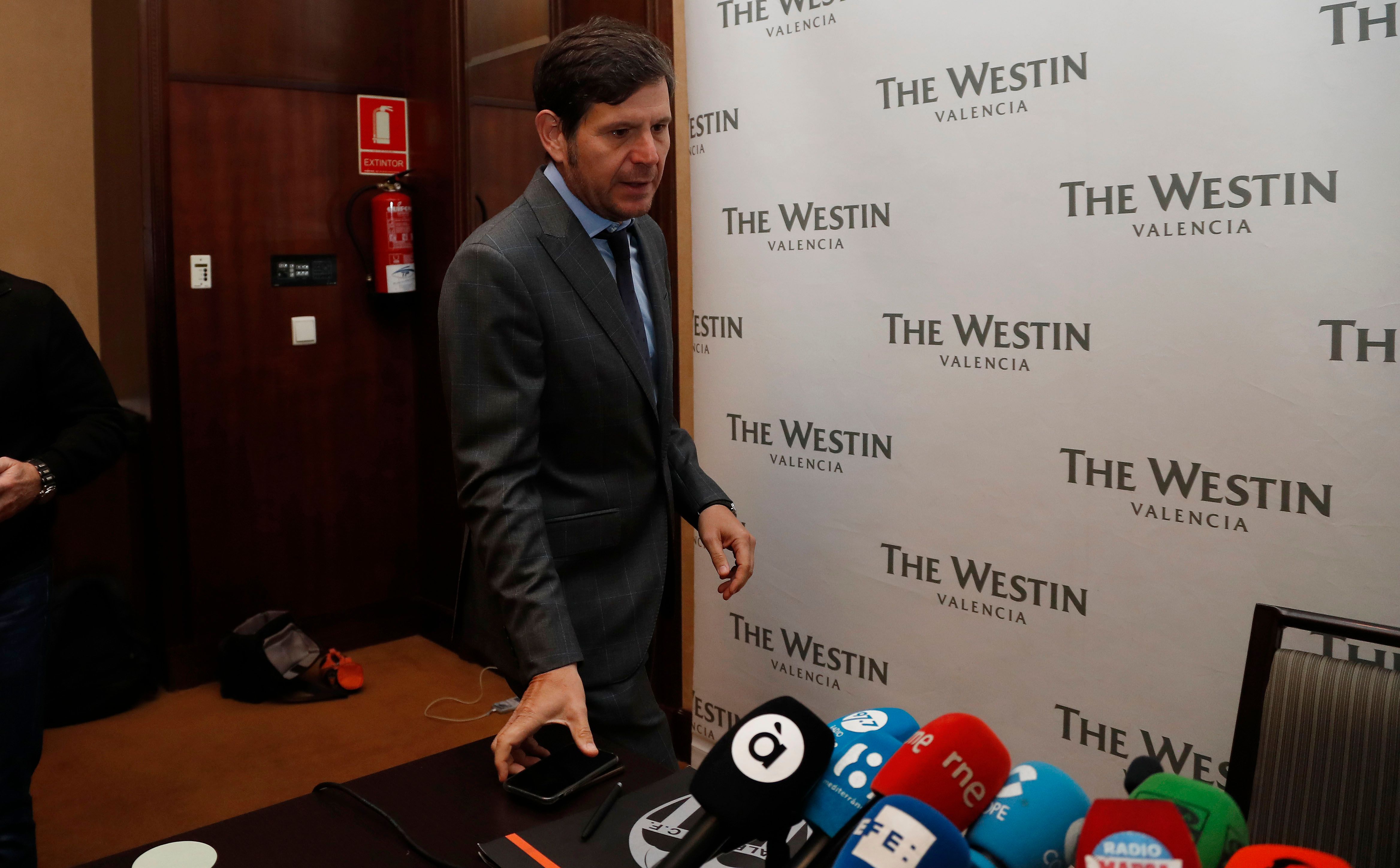  Rueda de prensa de despedida.