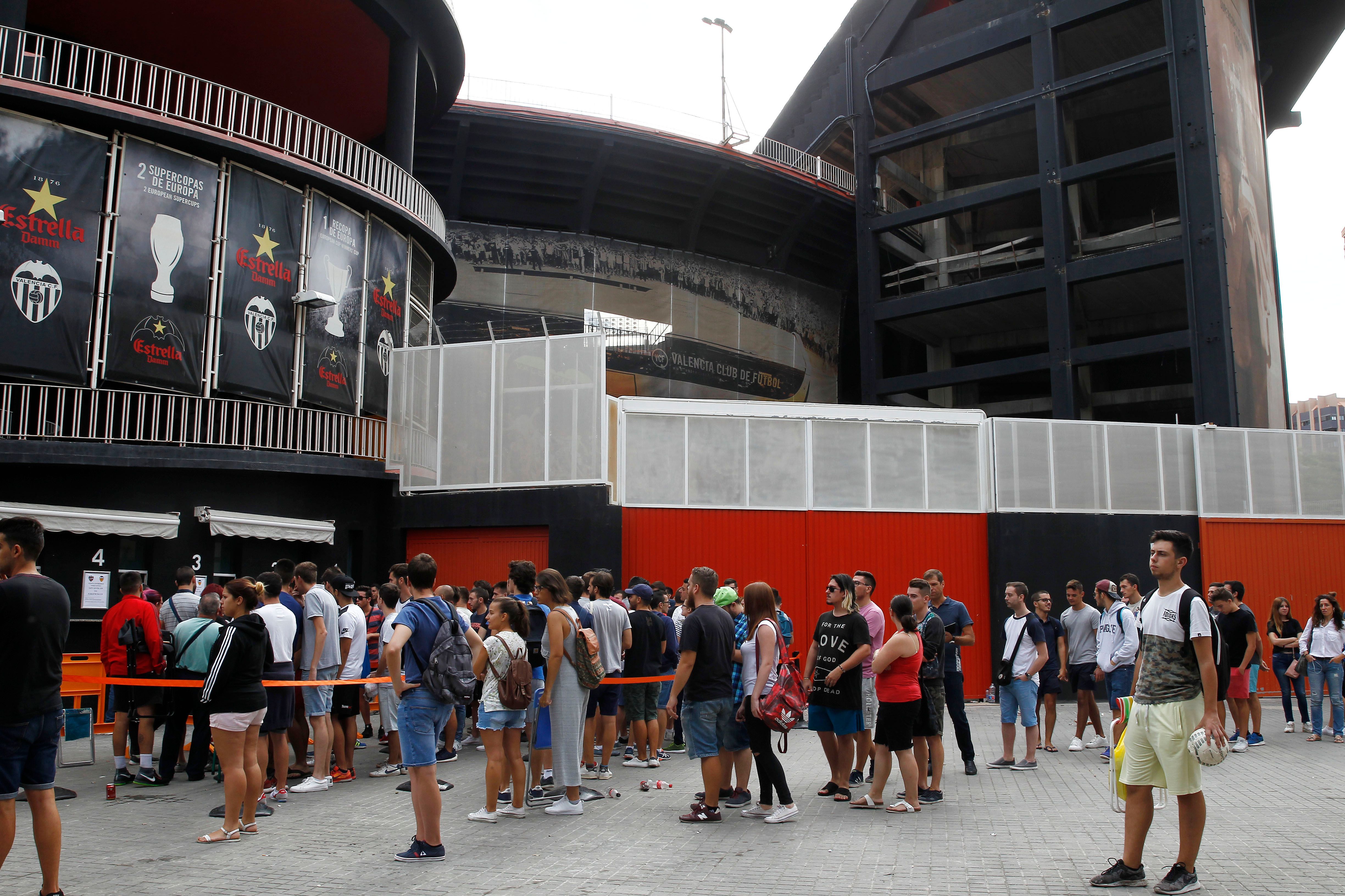  Eliminar las colas en las taquillas de Mestalla, una obsesión de Murthy.