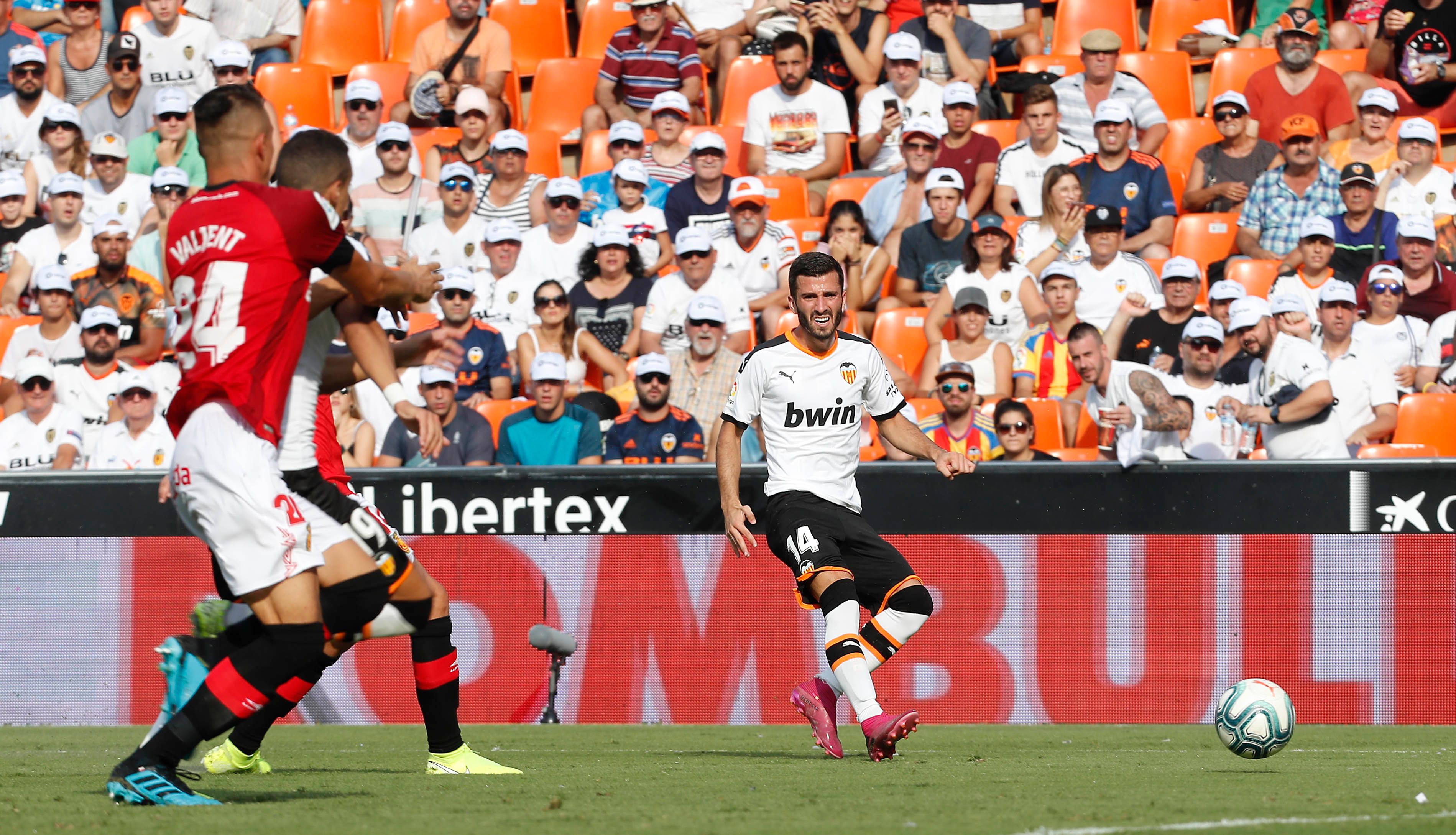 Gayà durante el Valencia-Mallorca