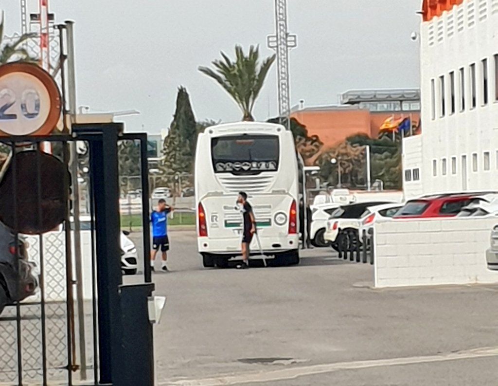  Garay vuelve a Paterna tras su operación de rodilla
