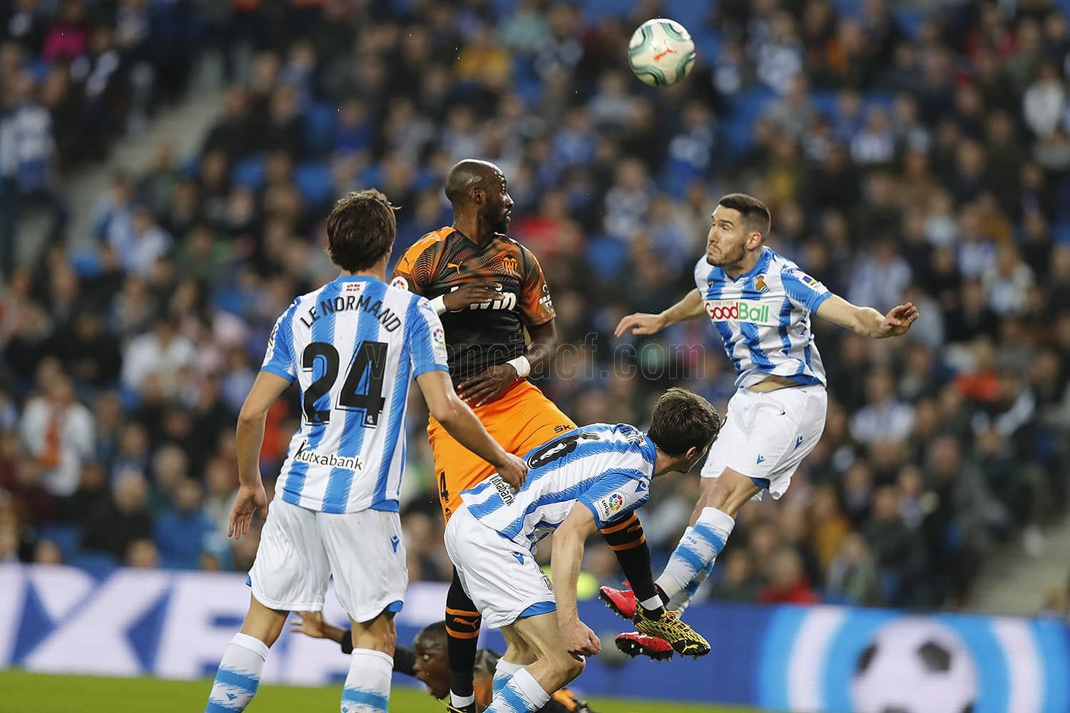  Los tres goles en contra del Valencia CF contra Real Sociedad hundieron al equipo.