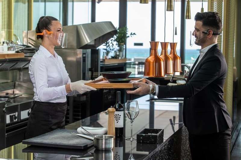 Safe Smile, una propuesta para abrir bares y restaurantes