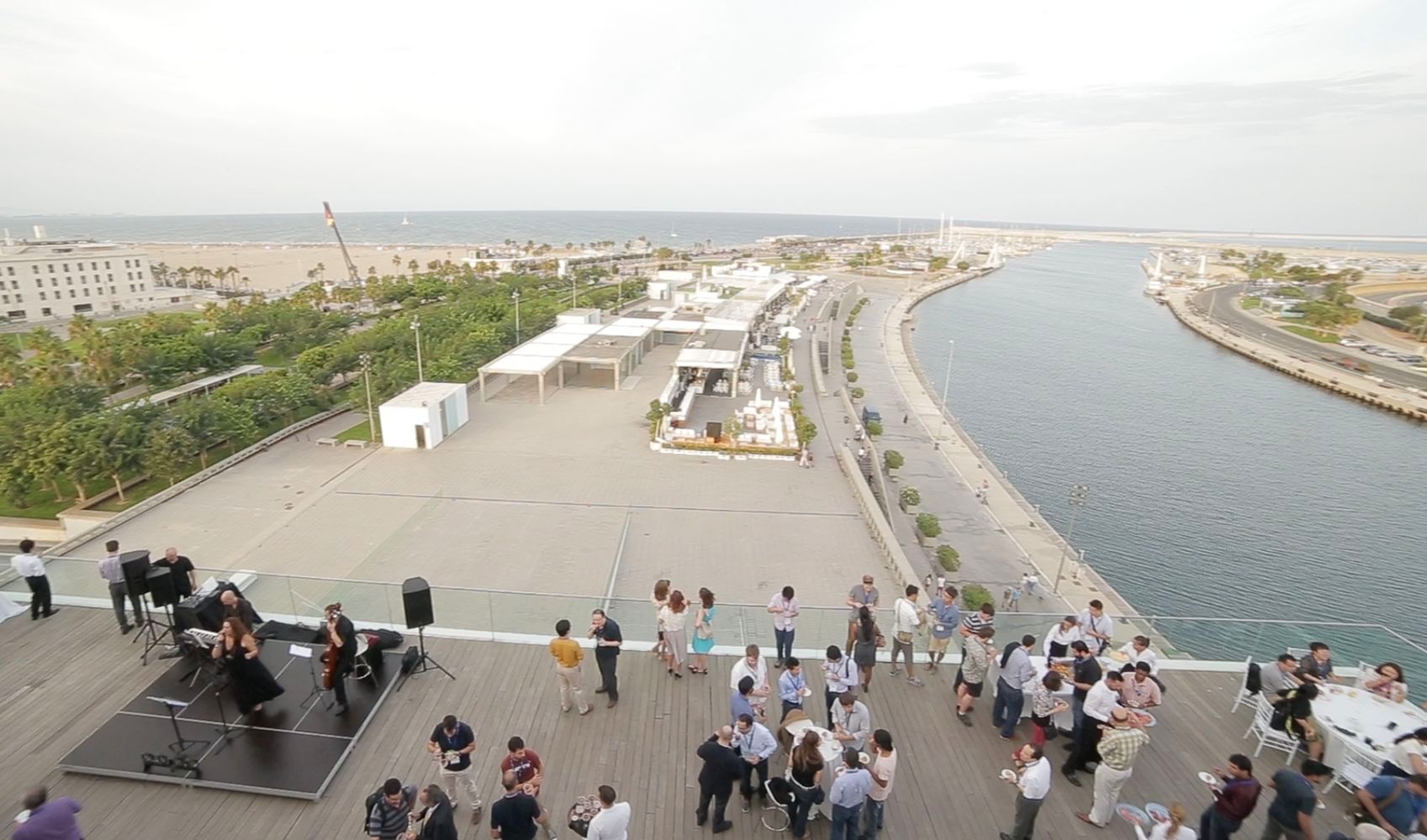 Safe Smile, cuenta con el apoyo del Grupo La Sucursal de València, una idea original para abrir bares y restaurantes.