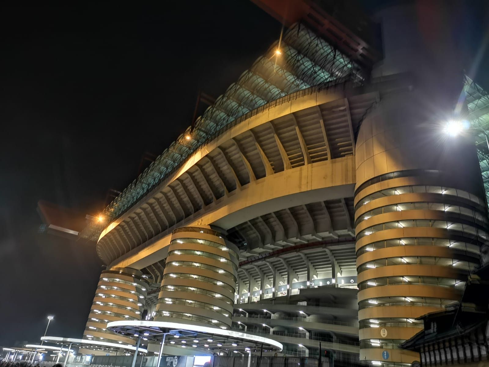 San Siro desde la vista de la afición