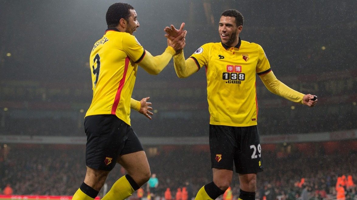  El Valencia quiere que Capoue acompañe a Borja Mayoral