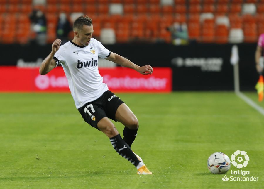 Cheryshev controla el esférico en el duelo frente al Getafe.