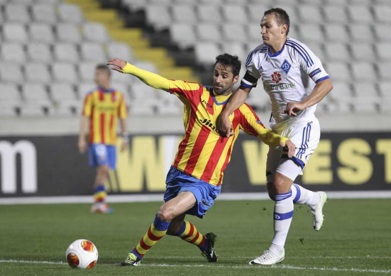  El Valencia CF jugó en Nicosia a puerta cerrada