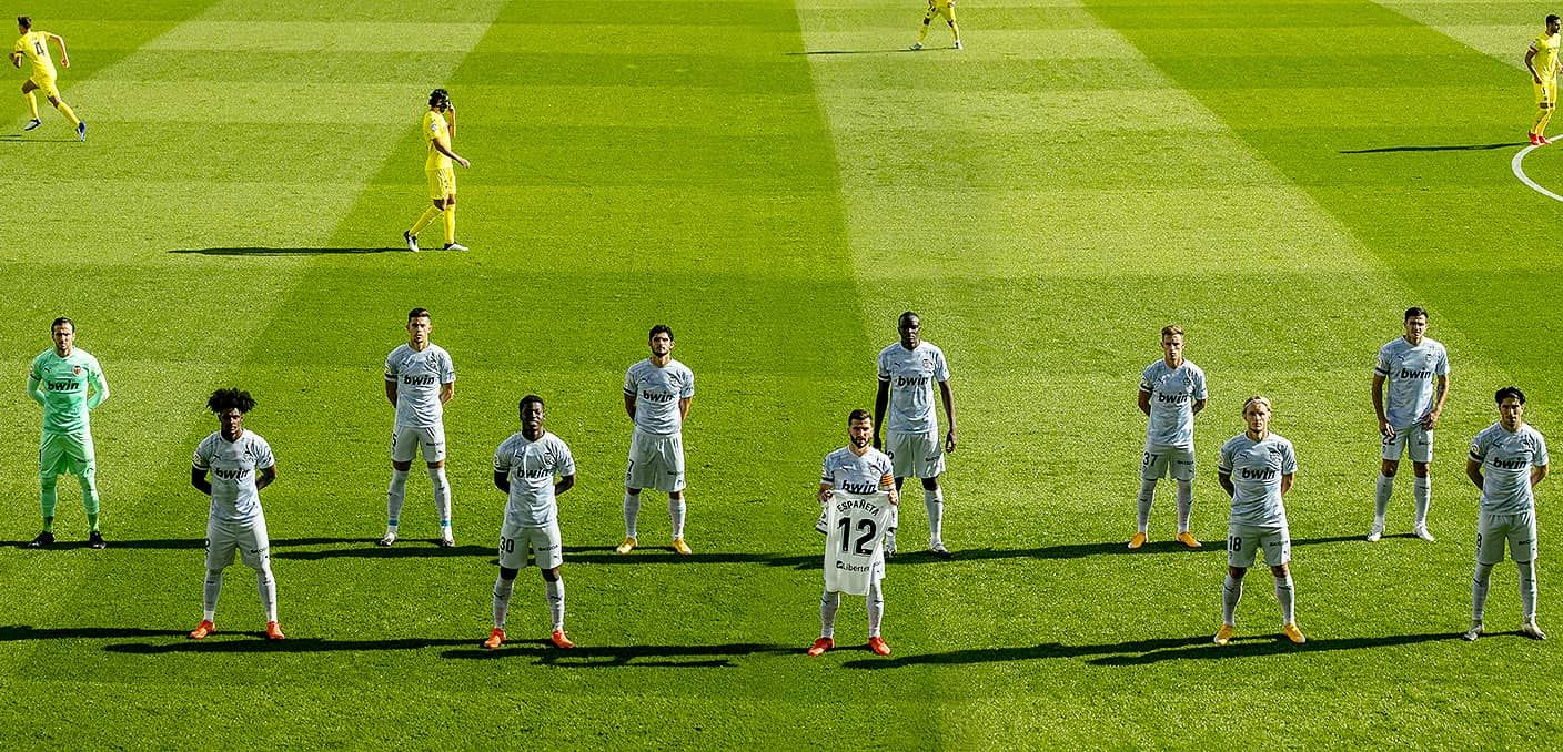 Homenaje a Españeta en el Villarreal-Valencia CF
