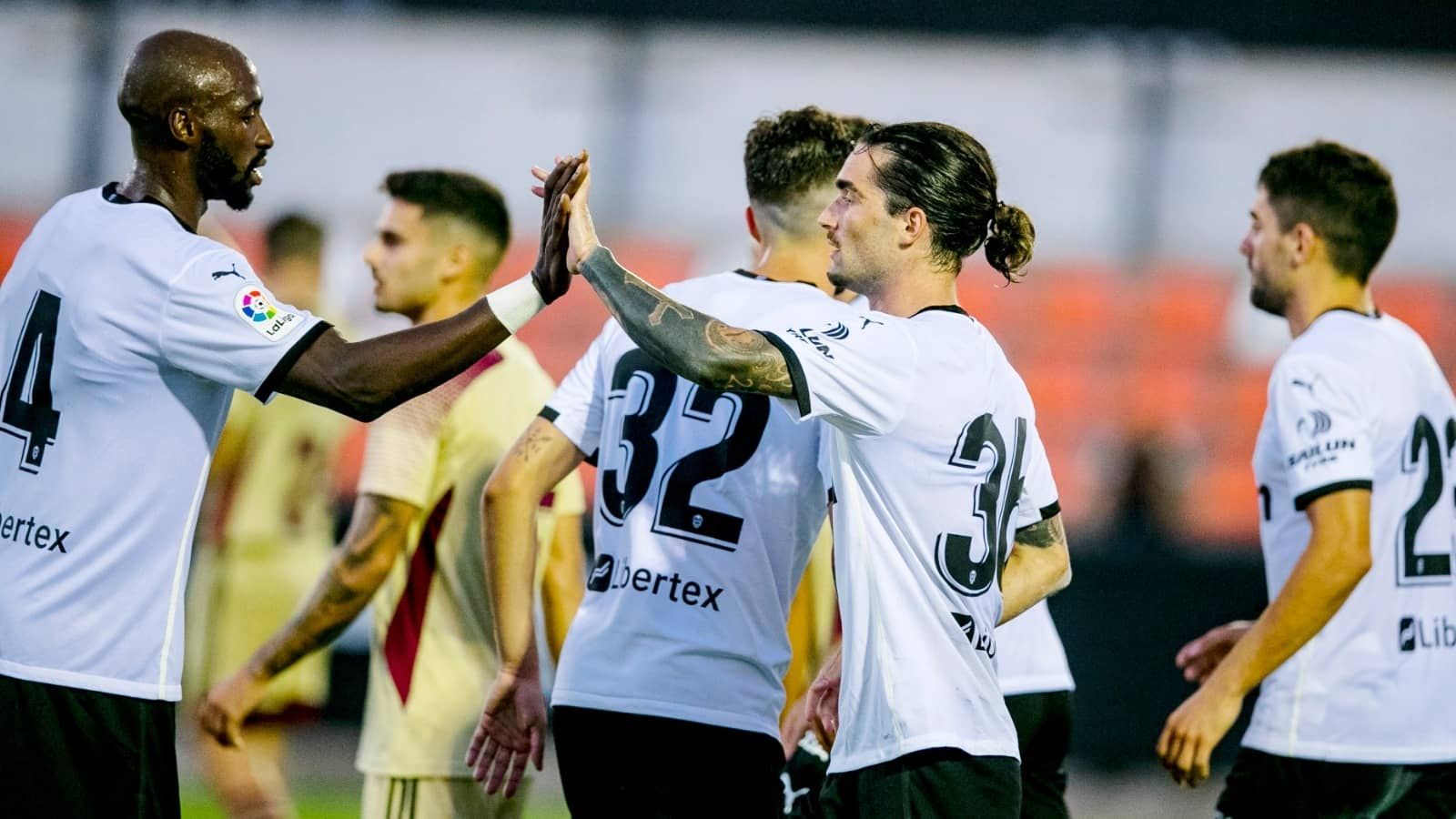  Jason celebra su gol