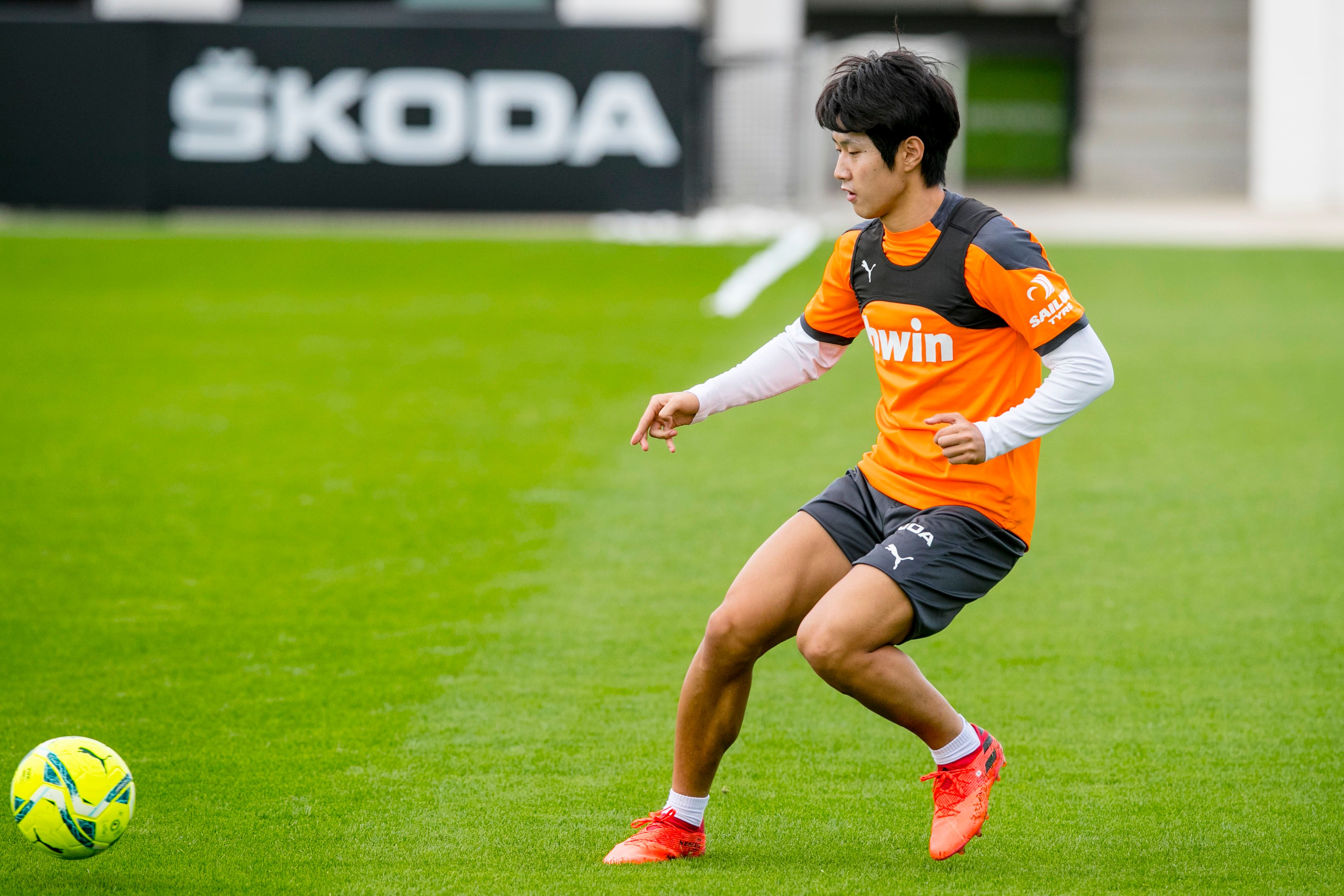  Con este sistema Gracia podría colocar a Kang In en su posición ideal.