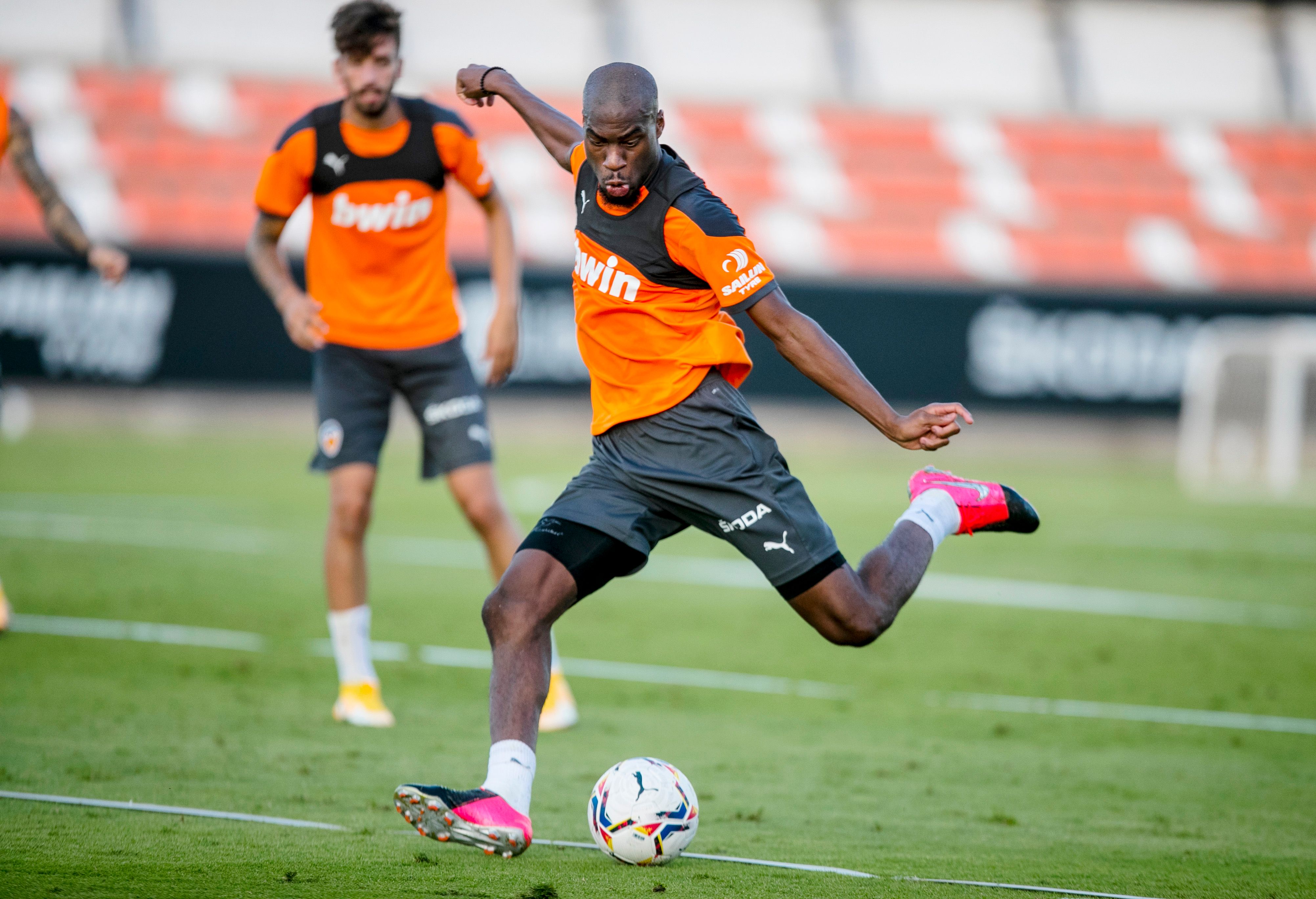  Kondogbia
