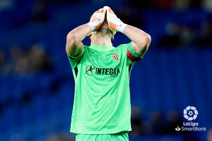 Mariño, durante el Sanse-Sporting (Foto: LaLiga).