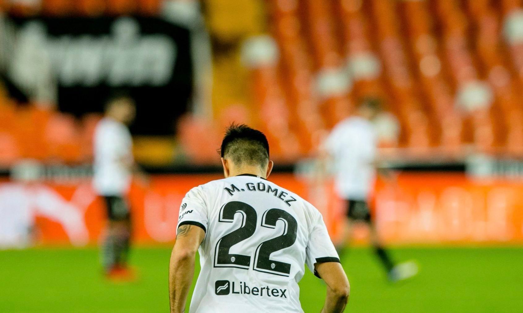 Maxi Gómez en el duelo ante el Madrid.