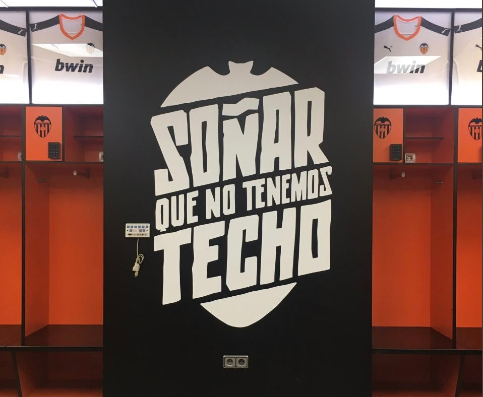  Vestuario del Valencia CF en Mestalla
