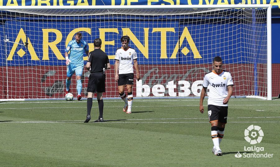  Rodrigo durante el Villarreal-Valencia