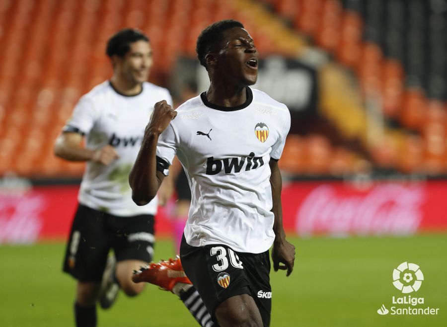  Yunus todavía podría decantarse por defender la camiseta de otra Selección.